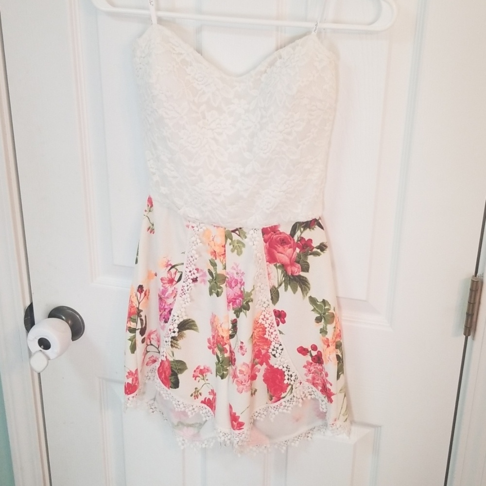 Romper 🌸 LIKE NEW